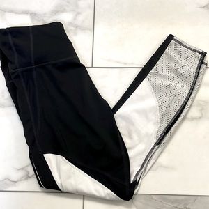 Athleta leggings size M